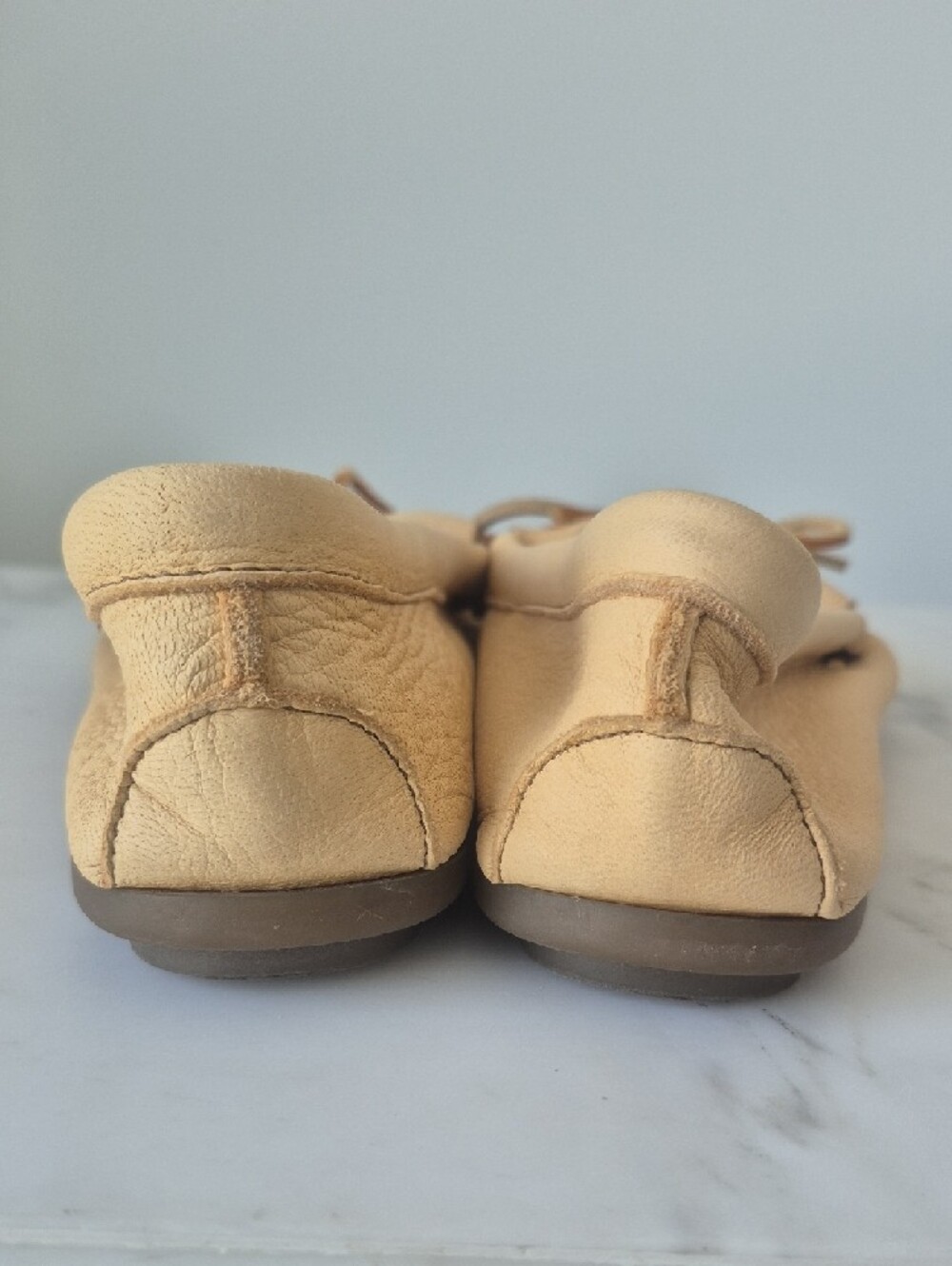 Minnetonka Tan Kilty Fringe Leather Moccasins - Picture 4 of 6
